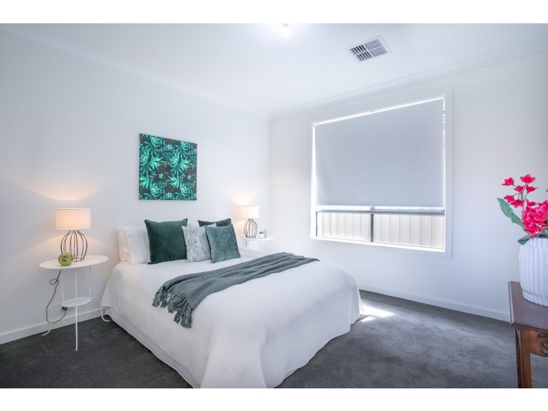 5 Brenthorpe Road, Seaton SA 5023