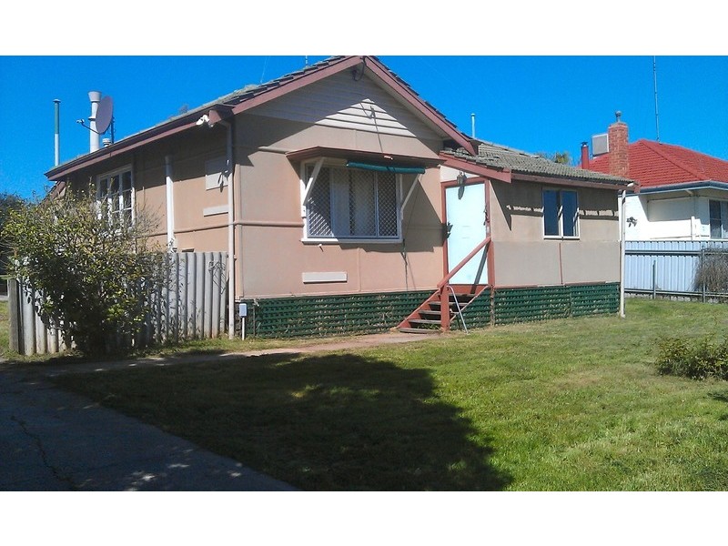 68 Hutt Street, Northam WA 6401