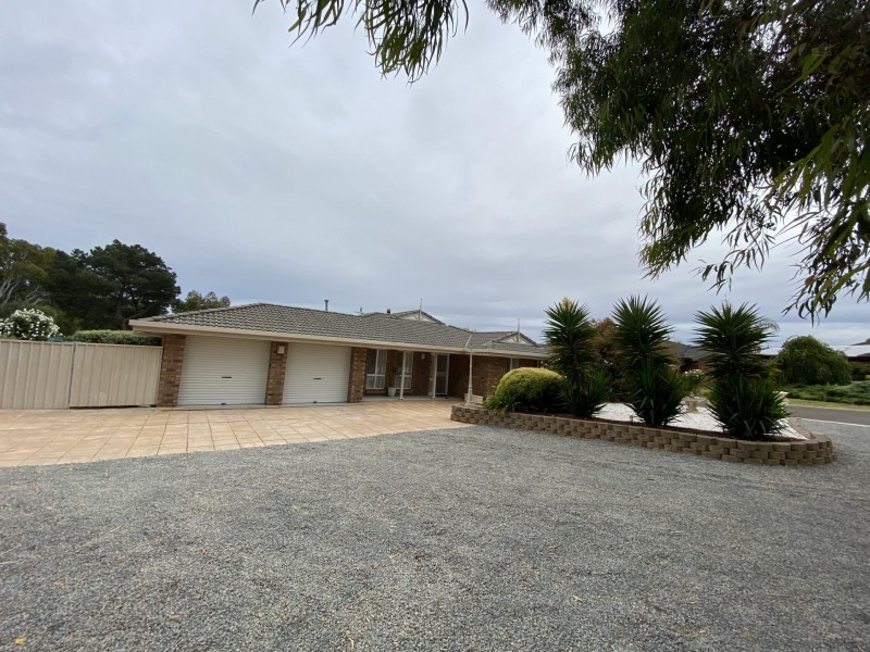 4 Greensborough Court, Onkaparinga Hills SA 5163
