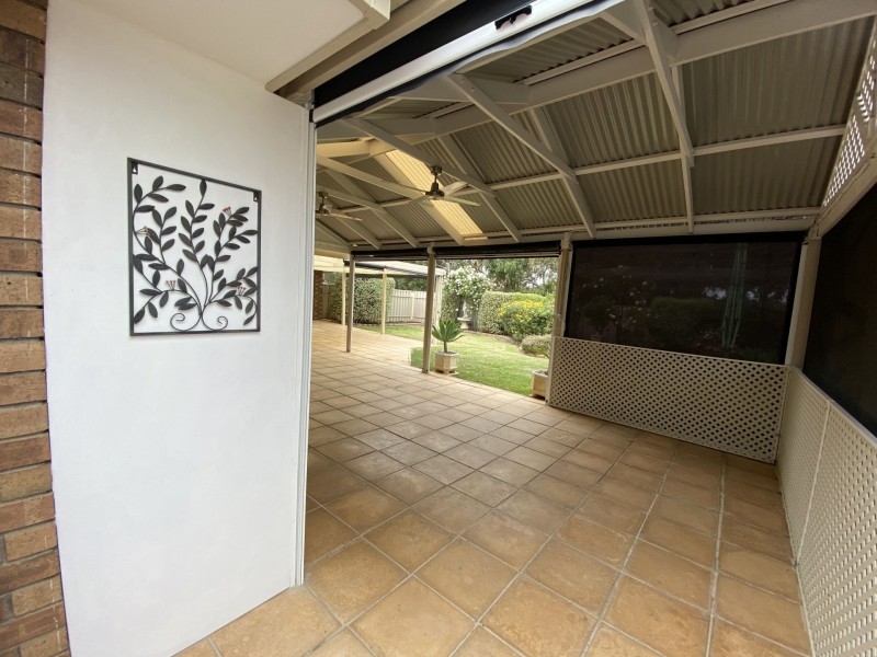 4 Greensborough Court, Onkaparinga Hills SA 5163