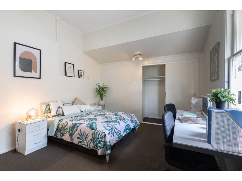 2/27-29 Herston Road, Kelvin Grove QLD 4059