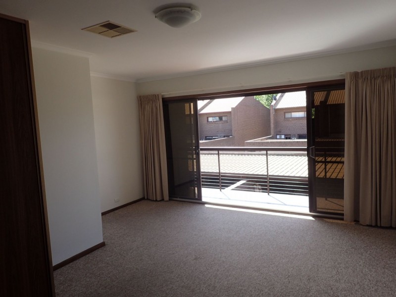 17 Barton Place, North Adelaide SA 5006