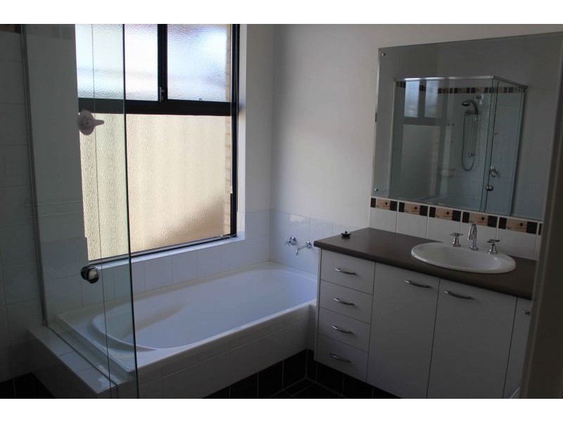 17 Dominion Way, Rockingham WA 6168