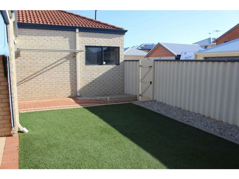 17 Dominion Way, Rockingham WA 6168