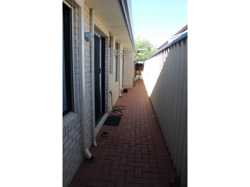 17 Dominion Way, Rockingham WA 6168