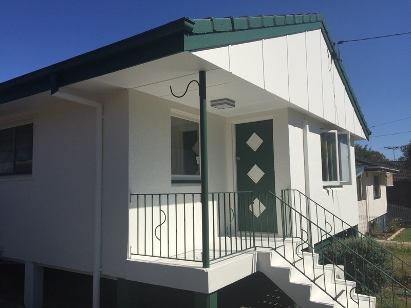 12 Maryanne Street, Riverview QLD 4303