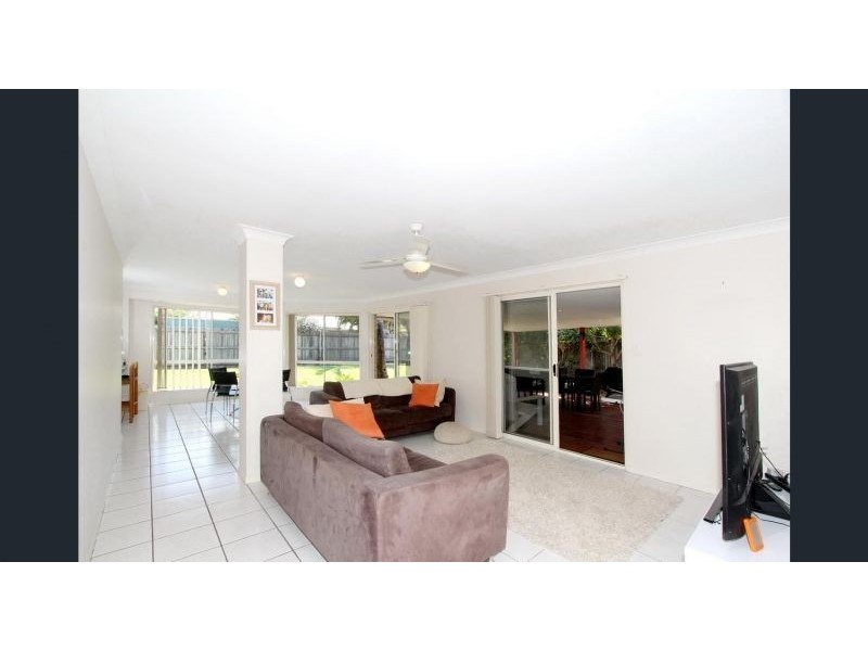 10 Corkwood Crt, Mountain Creek QLD 4557