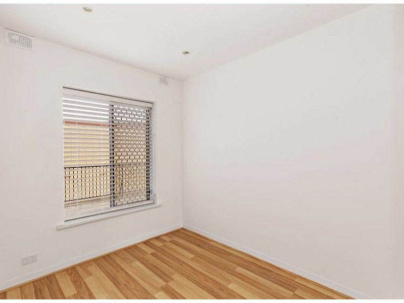 4/180 Seaview Rd, Henley Beach South SA 5022