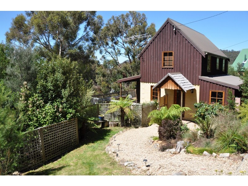 9A Curtis Avenue, South Hobart TAS 7004