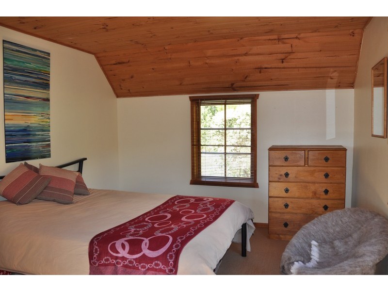 9A Curtis Avenue, South Hobart TAS 7004