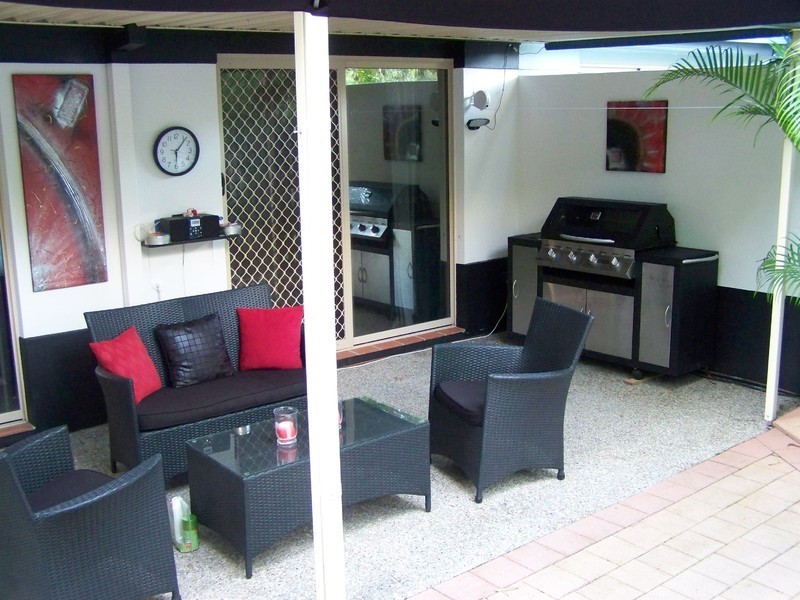 2/14 Rimu Place, Nerang QLD 4211