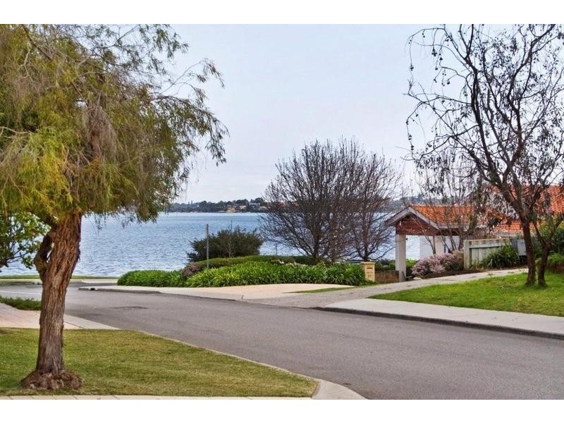 1 Ness Road, Applecross WA 6153