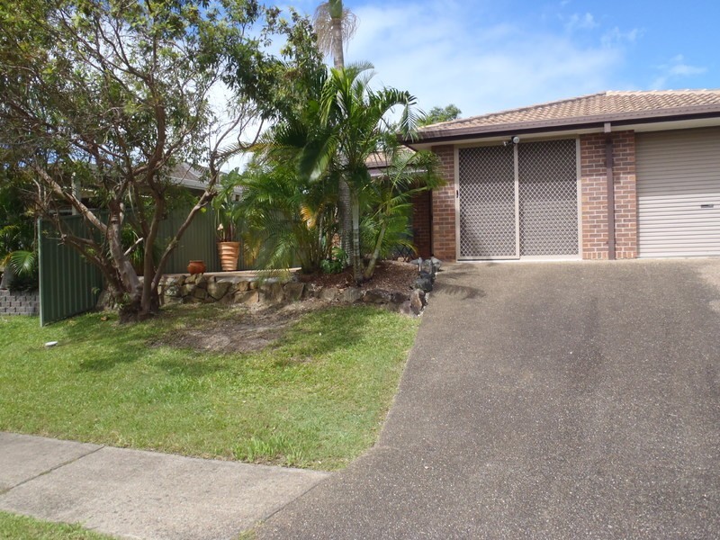 1/15 NINA PDE, Arundel QLD 4214