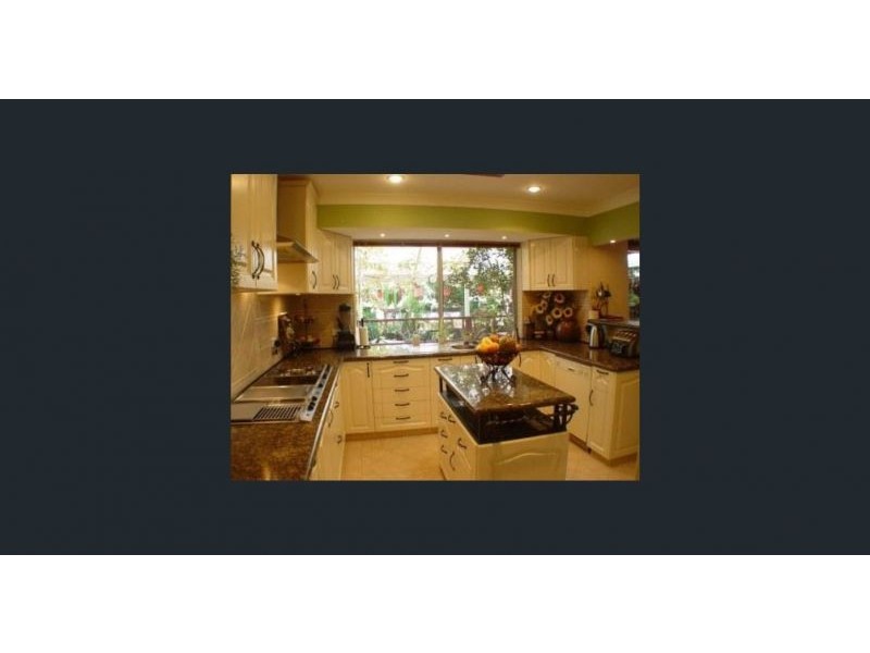 17 Bredhurst Road, Marangaroo WA 6064