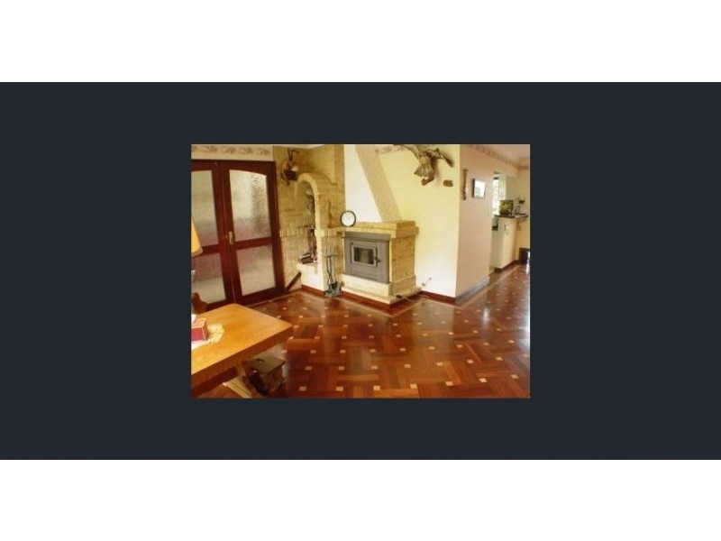 17 Bredhurst Road, Marangaroo WA 6064