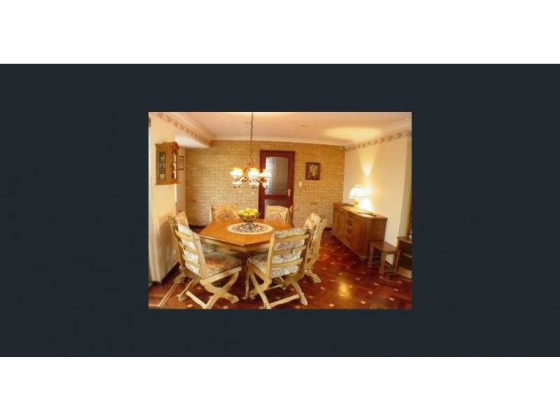 17 Bredhurst Road, Marangaroo WA 6064