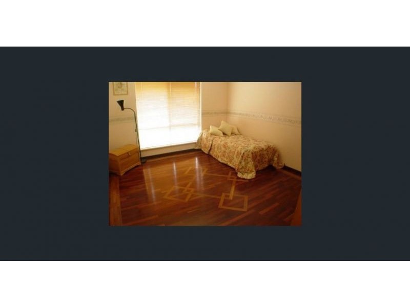 17 Bredhurst Road, Marangaroo WA 6064