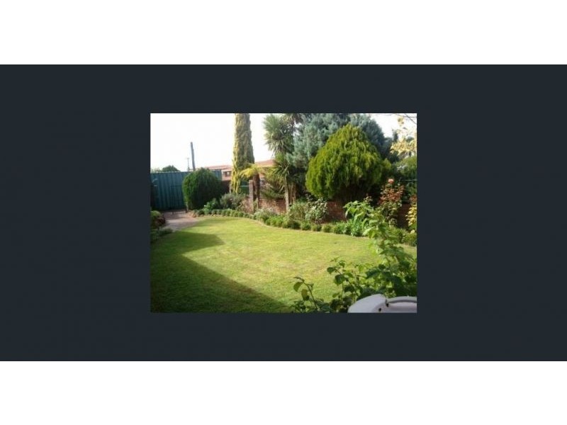 17 Bredhurst Road, Marangaroo WA 6064