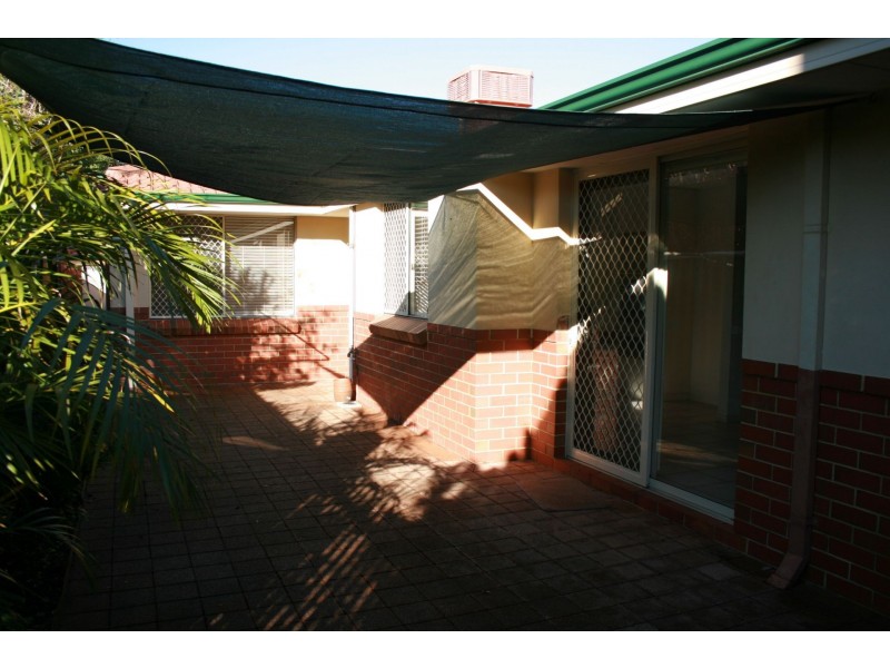 1/14 Wynyard St, Yokine WA 6060