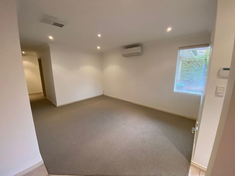 1/14 Wynyard St, Yokine WA 6060