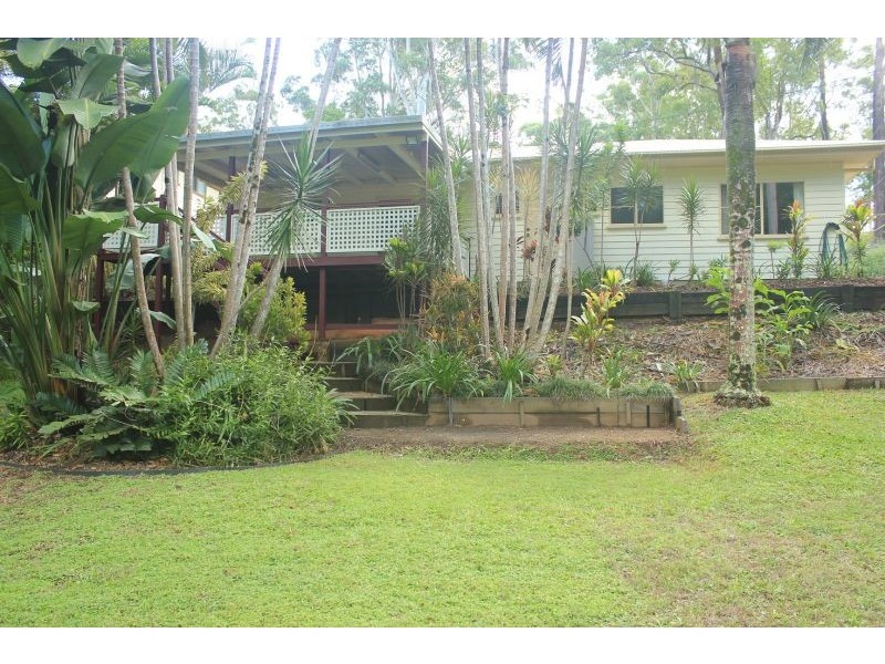 5 Mckenzie Road, Woombye QLD 4559