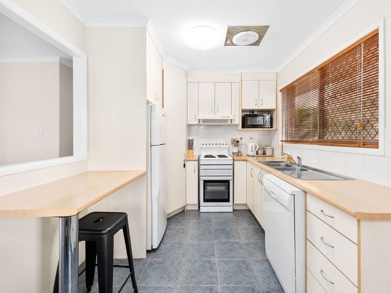 2 Tristania Street, Everton Hills QLD 4053