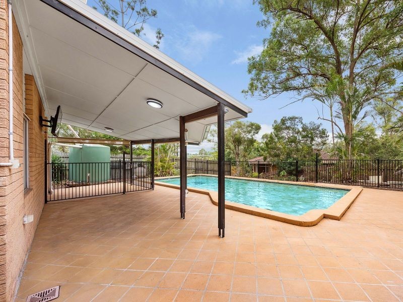 2 Tristania Street, Everton Hills QLD 4053