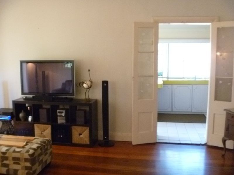 12 Egham Road, Victoria Park WA 6100