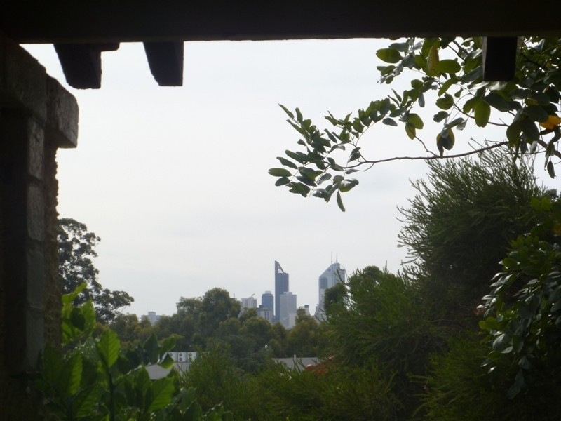 12 Egham Road, Victoria Park WA 6100