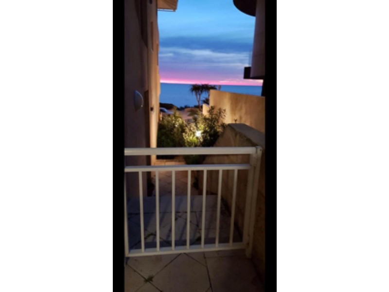 2/162 Marine Parade, Cottesloe WA 6011