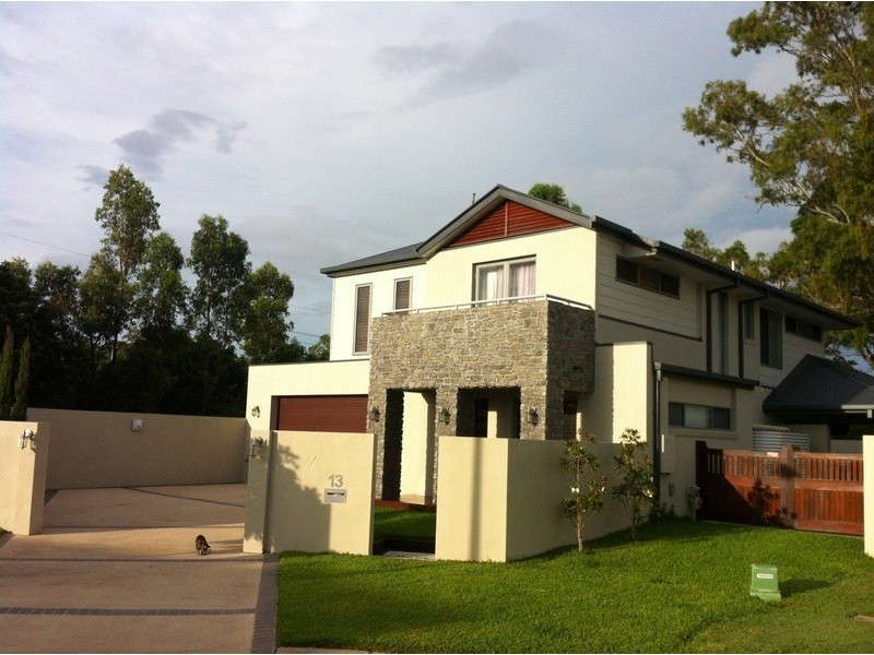 13 Fleetwood Court, Helensvale QLD 4212