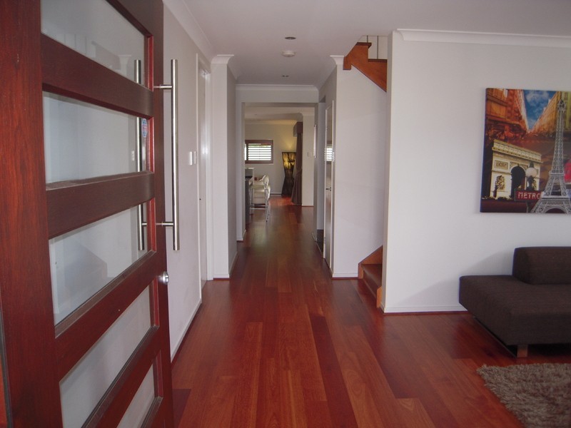 13 Fleetwood Court, Helensvale QLD 4212