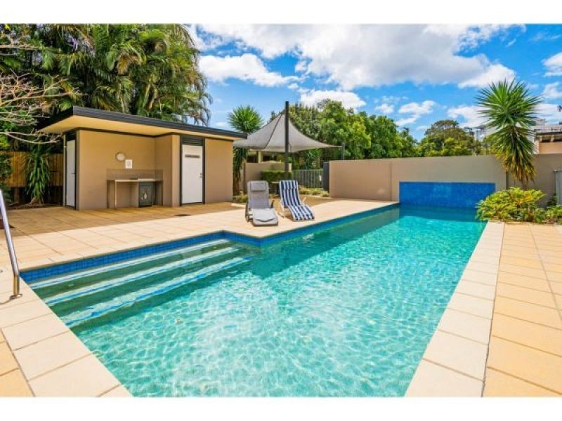 22/12-18 Bayview Street, Runaway Bay QLD 4216