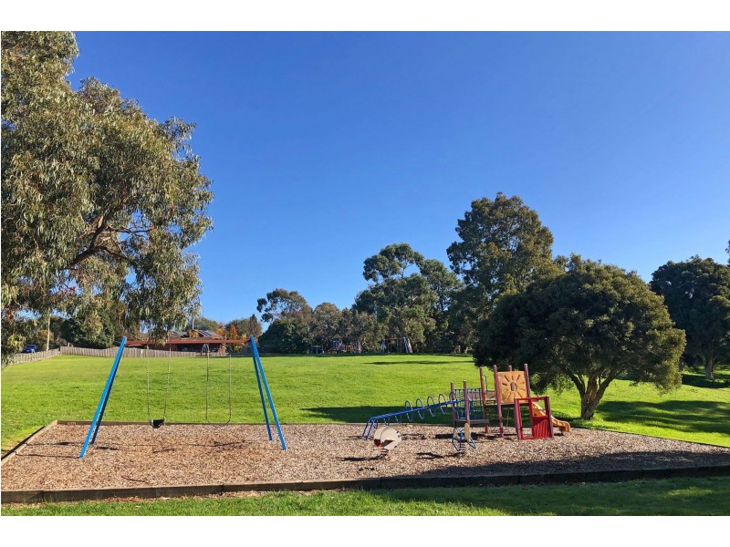 5a Orrong Road, Mooroolbark VIC 3138