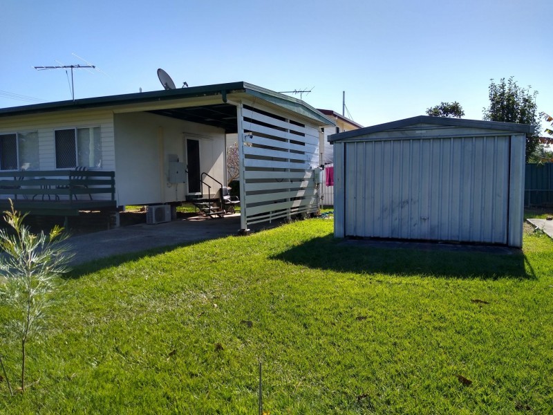 1 Clipper st, Bongaree QLD 4507