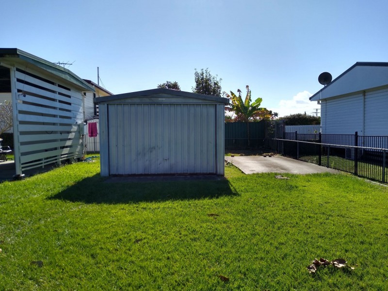 1 Clipper st, Bongaree QLD 4507