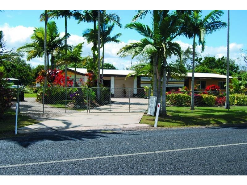7 Kenneally Road, Mareeba QLD 4880