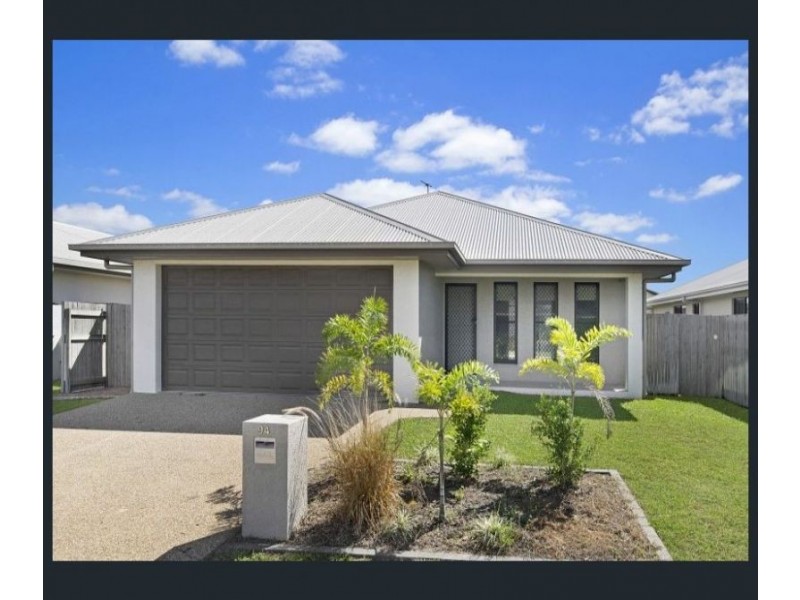94 Daintree Drive, Bushland Beach QLD 4818