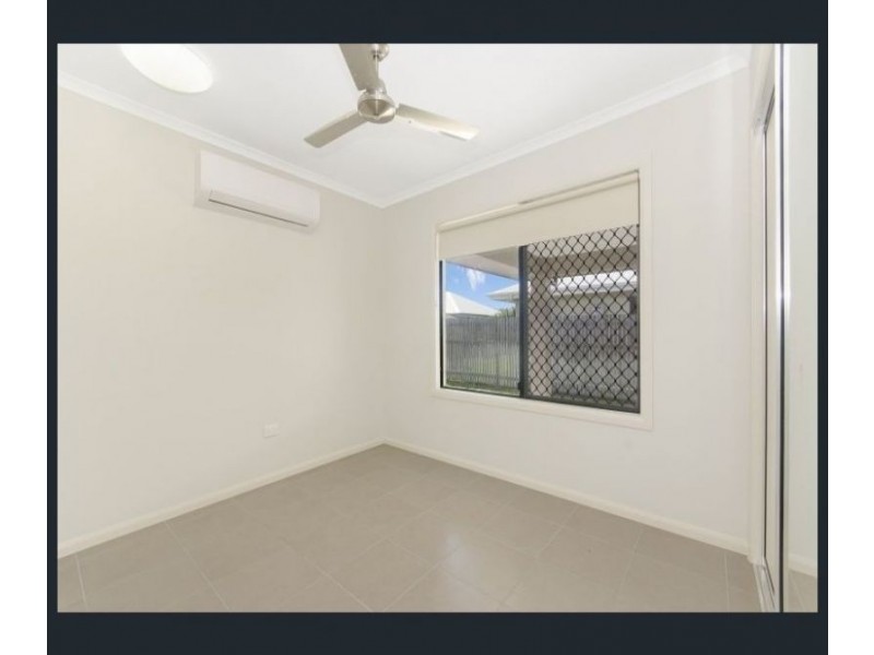 94 Daintree Drive, Bushland Beach QLD 4818