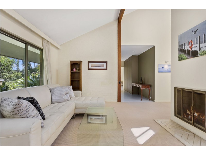 45 Elwood st, Kenmore Hills QLD 4069