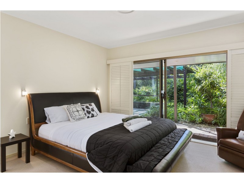 45 Elwood st, Kenmore Hills QLD 4069