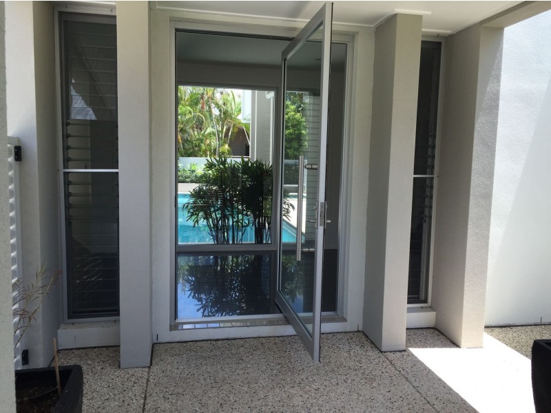 46 Tarcoola Ave, Mooloolaba QLD 4557