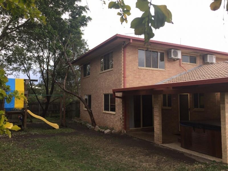 35 Deerdale St, Stafford Heights QLD 4053