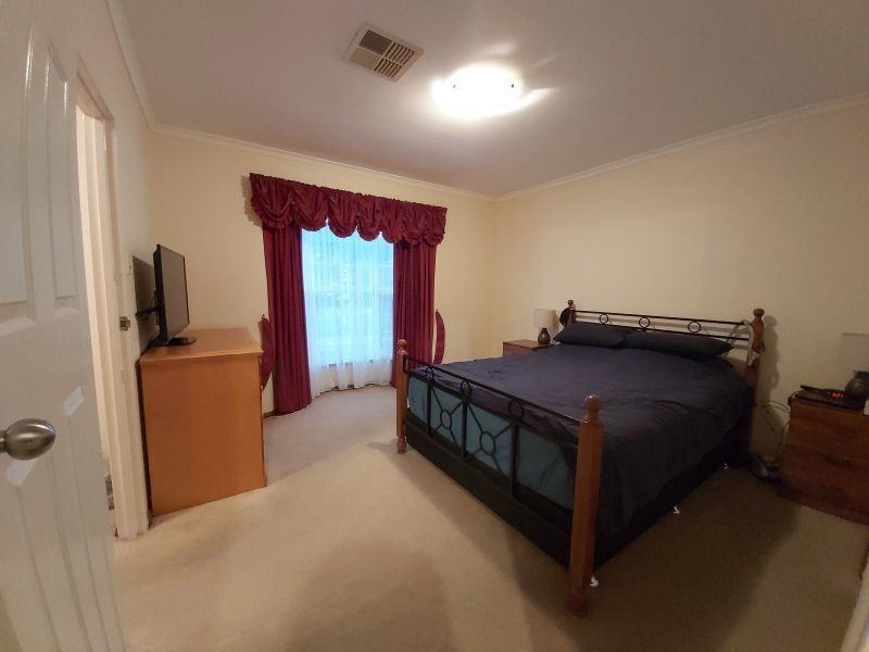 4 Graham st, Glanville SA 5015