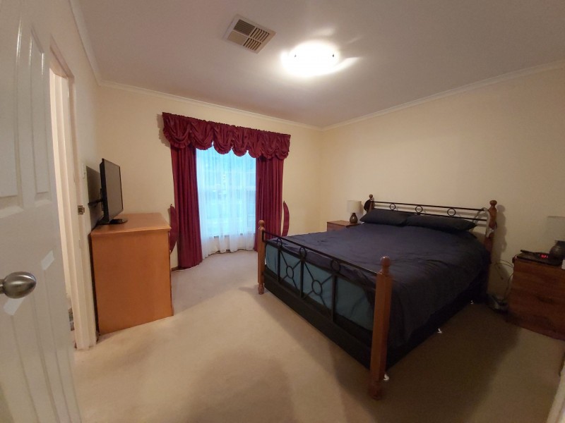 4 Graham st, Glanville SA 5015