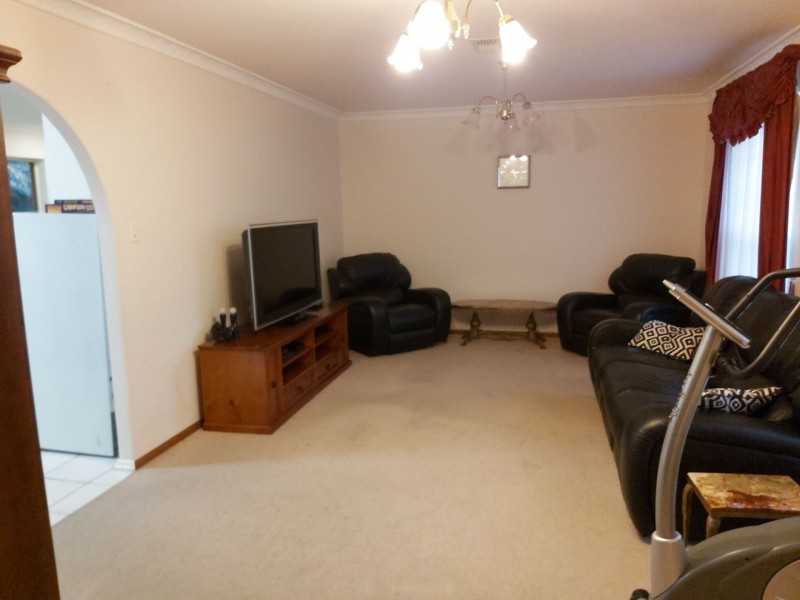 4 Graham st, Glanville SA 5015