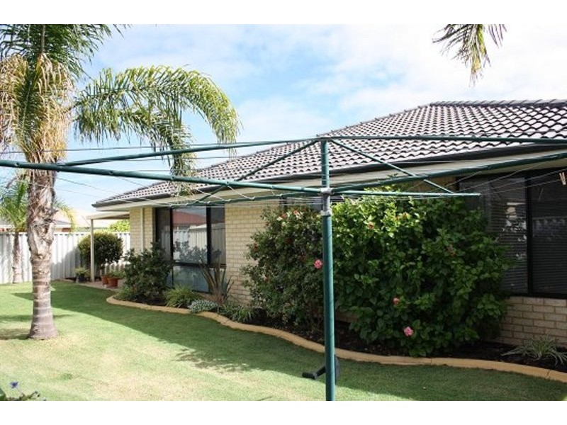 24 Menora Loop, Warnbro WA 6169
