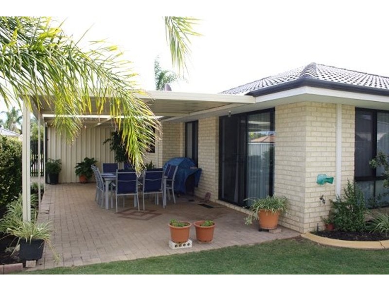 24 Menora Loop, Warnbro WA 6169