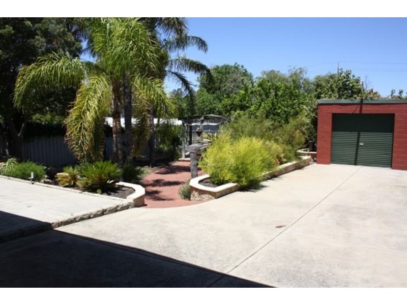 17 Jecks Street, Rockingham WA 6168