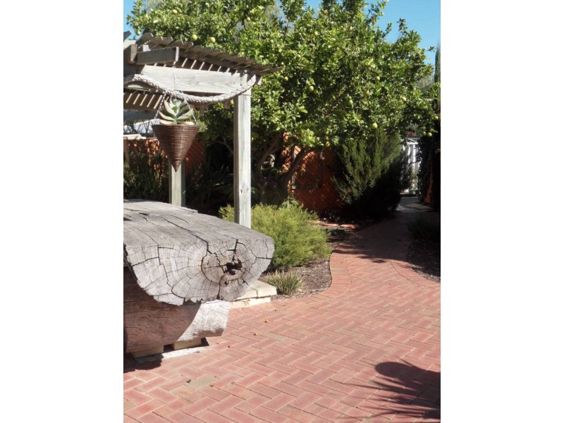 17 Jecks Street, Rockingham WA 6168